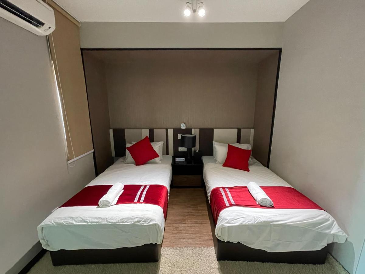 Maritime Seaview Hotel By Ss Setia Resort George Town Exterior foto